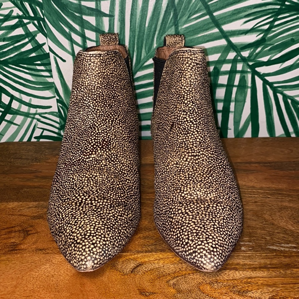 Madewell Nadine Calf Hair Chelsea Boots Women’s 7 - Picture 2 of 11